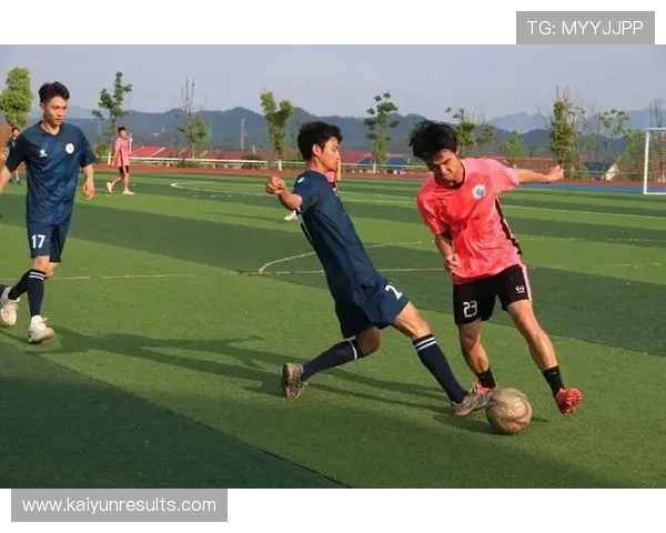 北京足球赛精彩纷呈 城市热血激情点燃观众激情