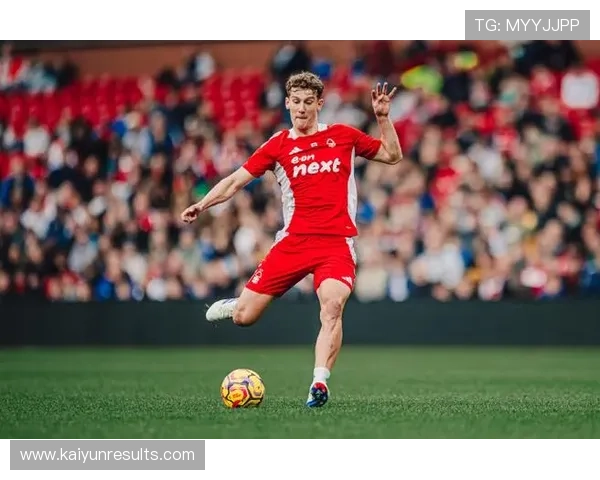 诺丁汉森林足球俱乐部历史悠久 荣耀与挑战并存的英格兰足球传奇